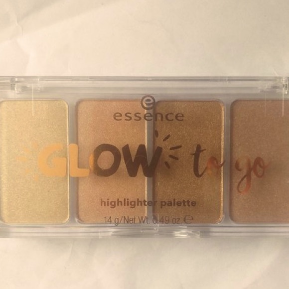 Essence Highlighter Palette - Picture 3 of 5